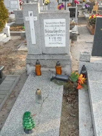 Zdjęcie grobu 4/100