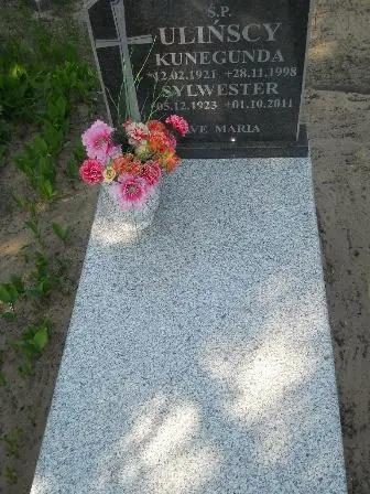 Zdjęcie grobu J/114a