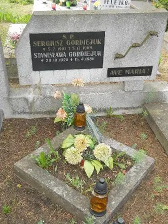 Zdjęcie grobu 38/103,104