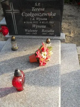 Zdjęcie grobu 10/26,27