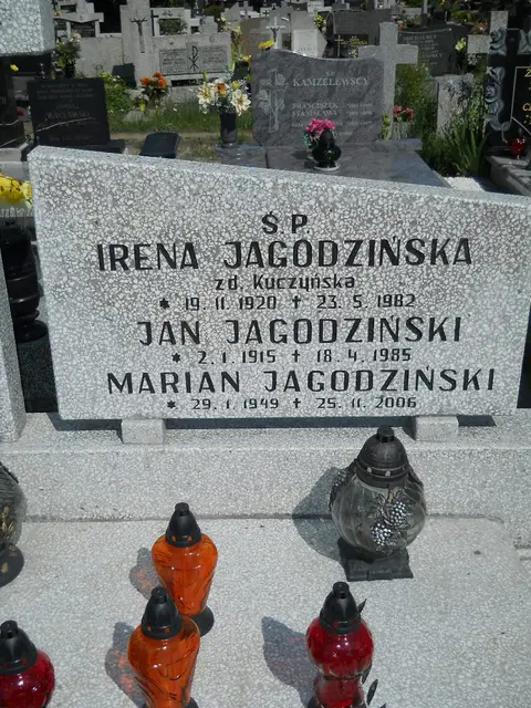 Zdjęcie grobu 7/11927