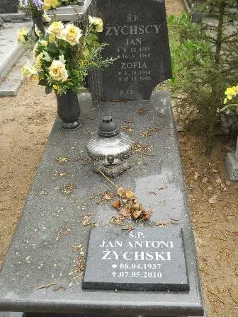 Zdjęcie grobu 33/100