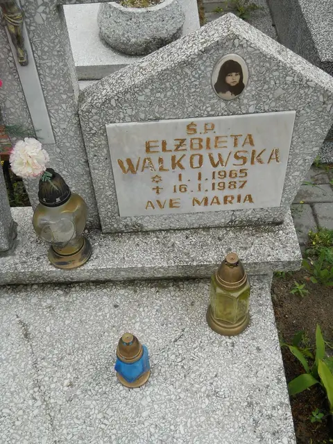 Zdjęcie grobu 24/23370