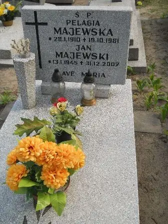 Zdjęcie grobu 23/83