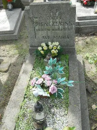 Zdjęcie grobu 27/100