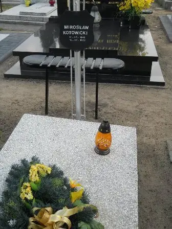 Zdjęcie grobu 44/100