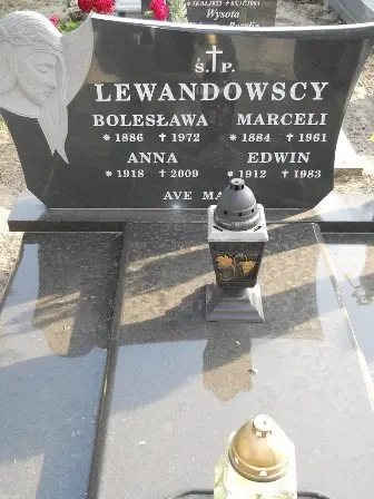Zdjęcie grobu 10/100