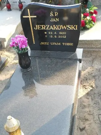 Zdjęcie grobu 2/100