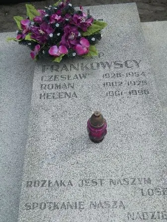 Zdjęcie grobu 22/34,35