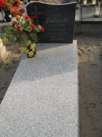 Zdjęcie grobu 10/87
