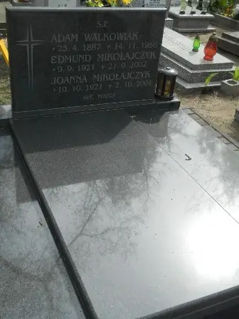 Zdjęcie grobu 27/240,240a