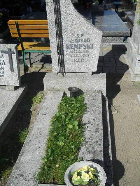 Zdjęcie grobu 5/24052