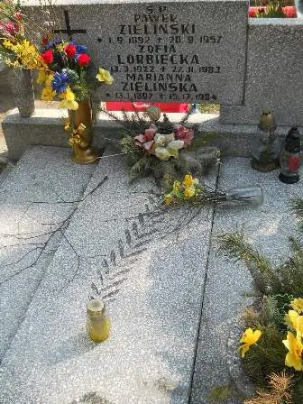 Zdjęcie grobu 29/70,71