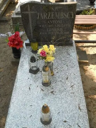 Zdjęcie grobu J/182
