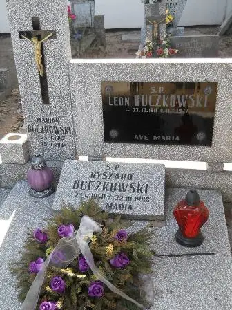Zdjęcie grobu 8/134,135