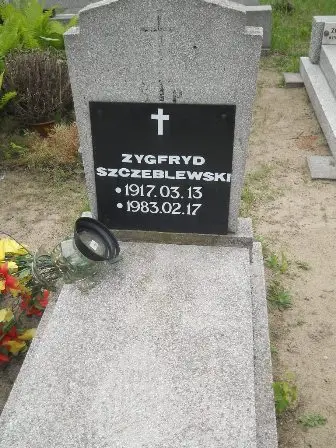 Zdjęcie grobu 21/93