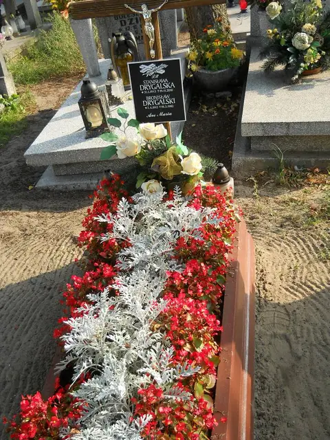 Zdjęcie grobu 23/28759