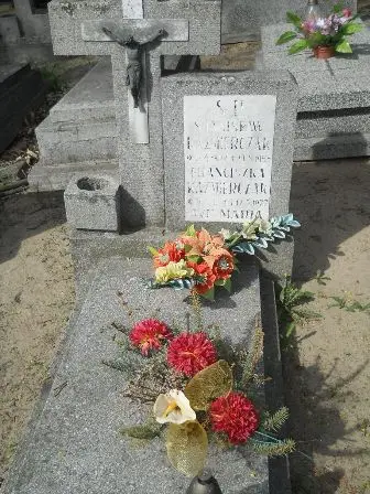 Zdjęcie grobu 27/100