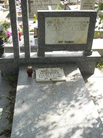 Zdjęcie grobu E/27,28