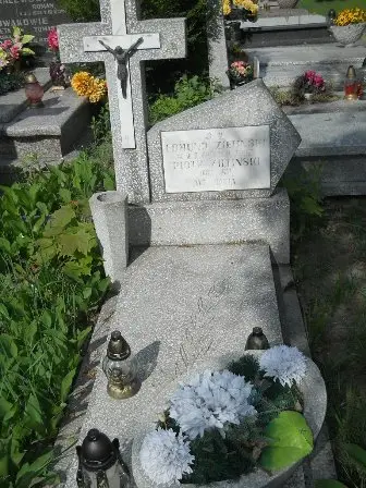Zdjęcie grobu 20/100