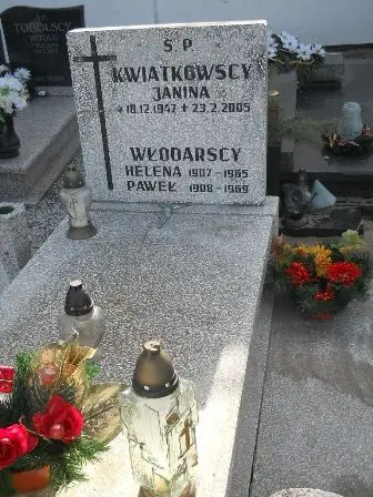 Zdjęcie grobu 8/82,83