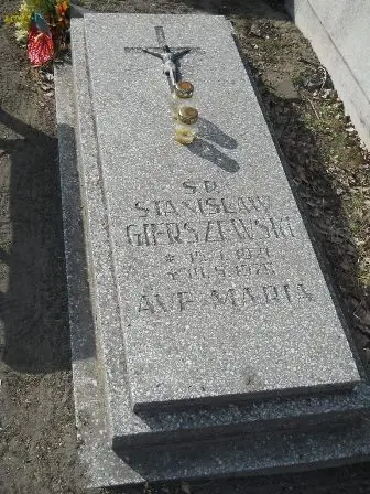 Zdjęcie grobu 5/tu plus 90