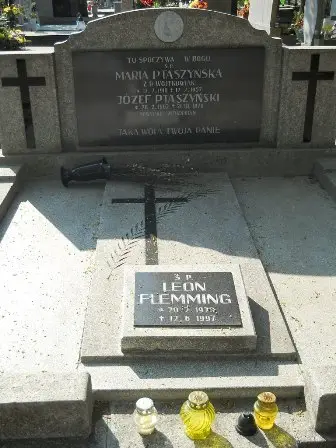 Zdjęcie grobu H/136,137
