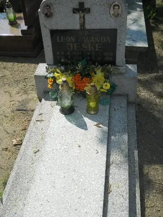Zdjęcie grobu 30/58