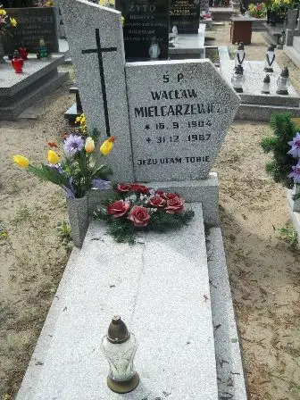 Zdjęcie grobu E/135