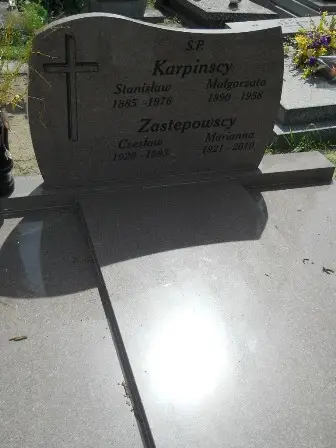 Zdjęcie grobu 28/331,332