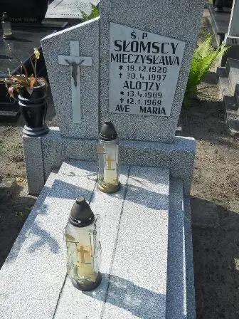 Zdjęcie grobu 24/100