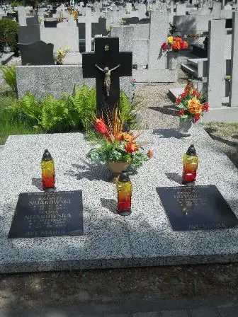 Zdjęcie grobu G/88,89
