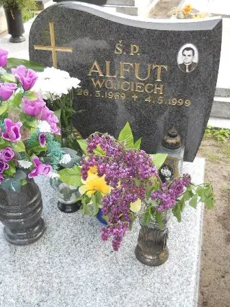 Zdjęcie grobu 23/99