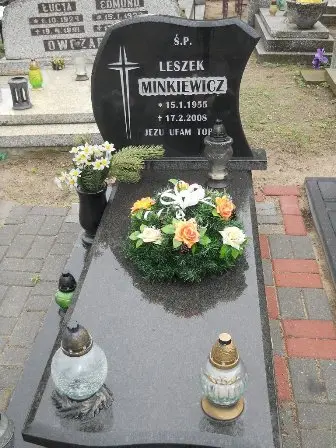 Zdjęcie grobu 32/39
