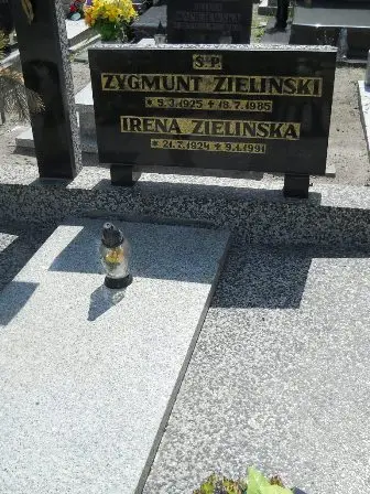 Zdjęcie grobu 25/406,407