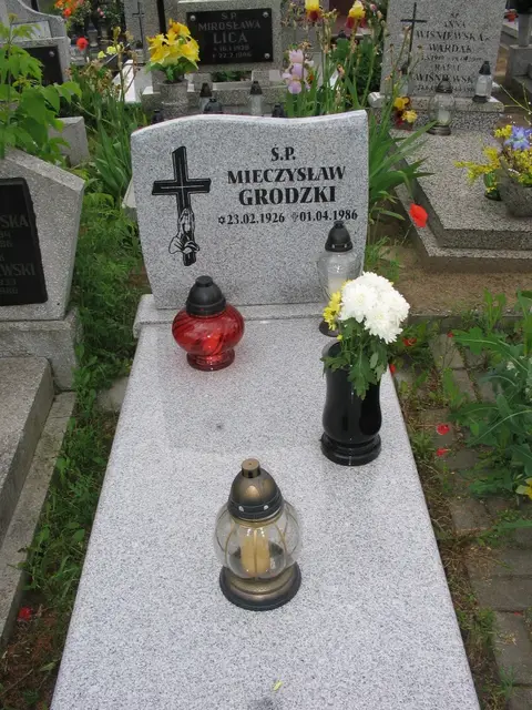 Zdjęcie grobu 27/23044