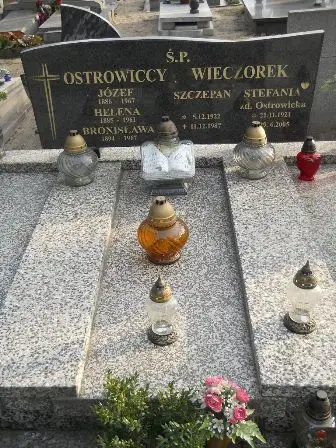 Zdjęcie grobu 10/128,129,130