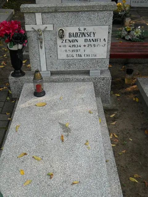 Zdjęcie grobu 15/26664