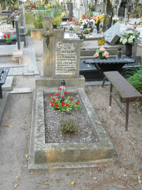 Zdjęcie grobu 15/28907