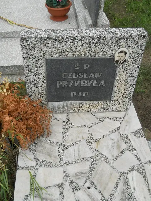 Zdjęcie grobu 26/23143
