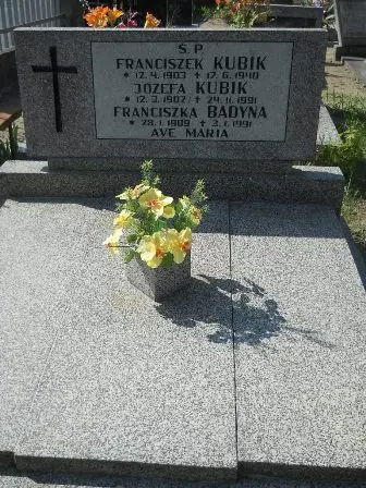 Zdjęcie grobu 14a/24,25
