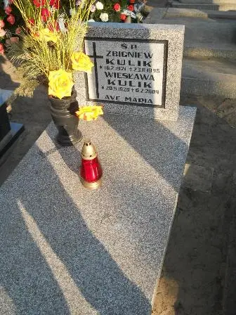 Zdjęcie grobu 2/100
