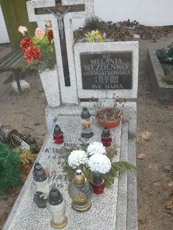 Zdjęcie grobu 8/107