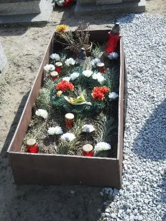 Zdjęcie grobu 3/230