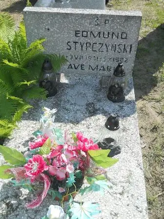 Zdjęcie grobu 25/100
