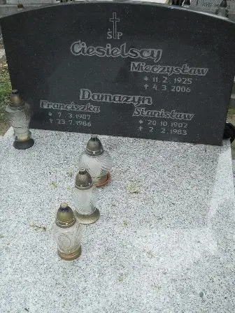 Zdjęcie grobu 43/368.369