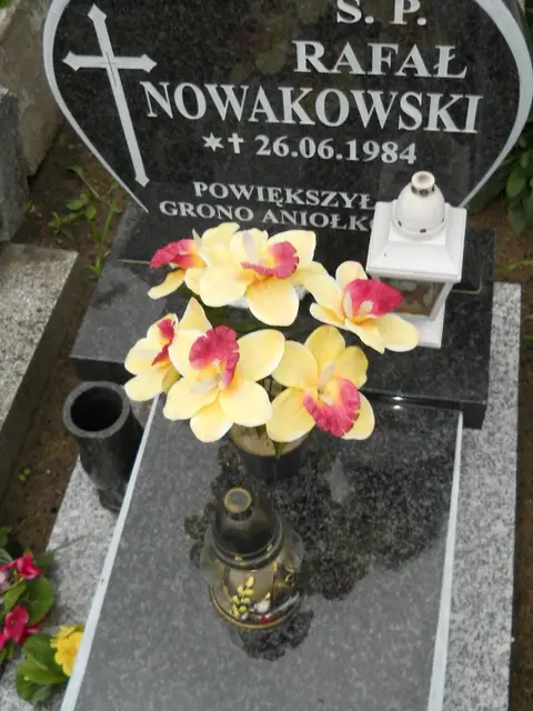 Zdjęcie grobu 21/23857