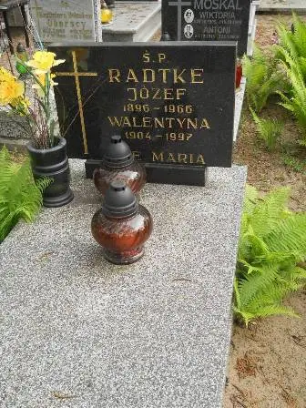 Zdjęcie grobu 33/303