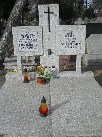 Zdjęcie grobu Krzyżowy/117,118