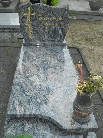 Zdjęcie grobu 20/100